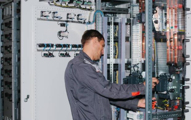 　　常州低壓電工證和中級電工證的區別