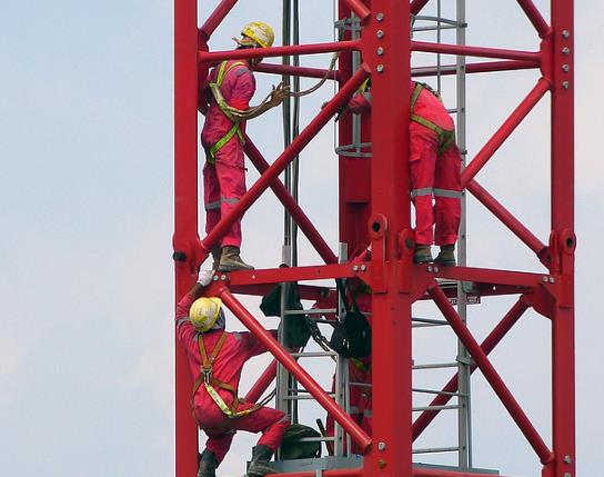 梅州登高證與高空作業證哪個實用(登高證 高空作業證)
