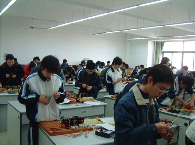 電工