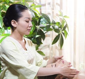 美容師