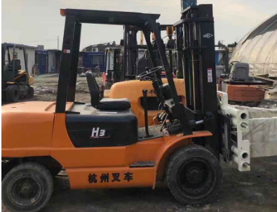叉車