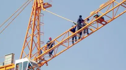 塔吊司機(jī)