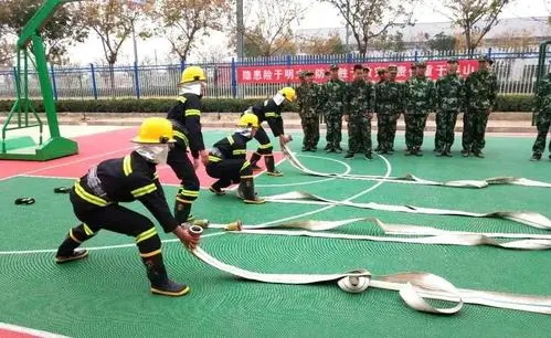 報考消防員除了學(xué)歷以外，還需要具備什么條件？(圖1)