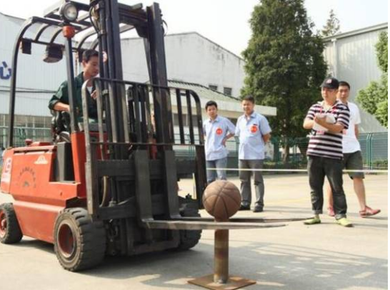 叉車的工資怎么樣？有沒有過萬？(圖3)