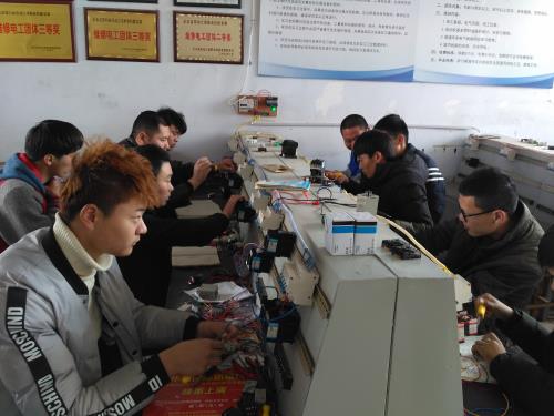 報考中級電工上崗證的要求及條件？(圖1)
